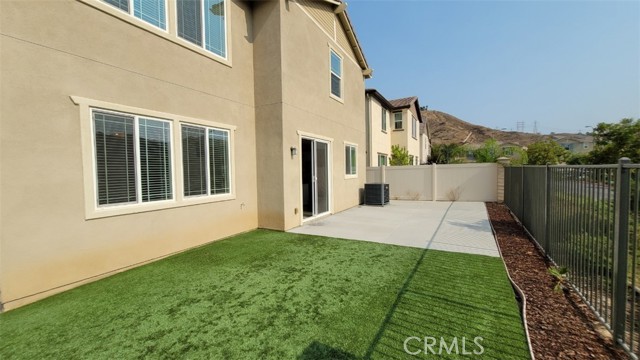 Detail Gallery Image 28 of 35 For 22056 Windham Way, Saugus,  CA 91350 - 4 Beds | 3 Baths