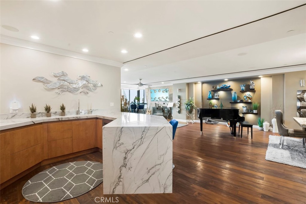 700 Front Street - photo 5