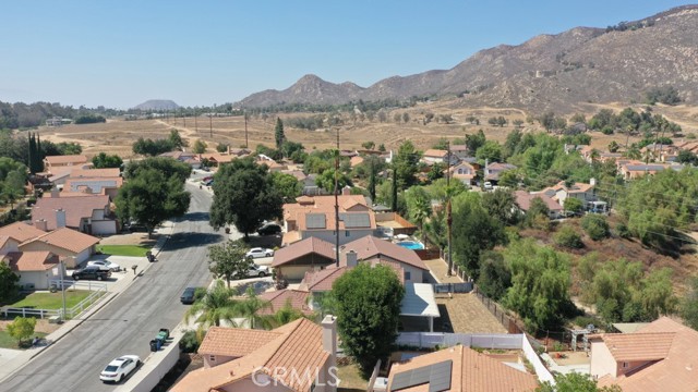 9694 Sycamore Canyon Road, Moreno Valley CA: https://media.crmls.org/medias/8f122d8f-018f-4b51-b040-86291c59eaa2.jpg