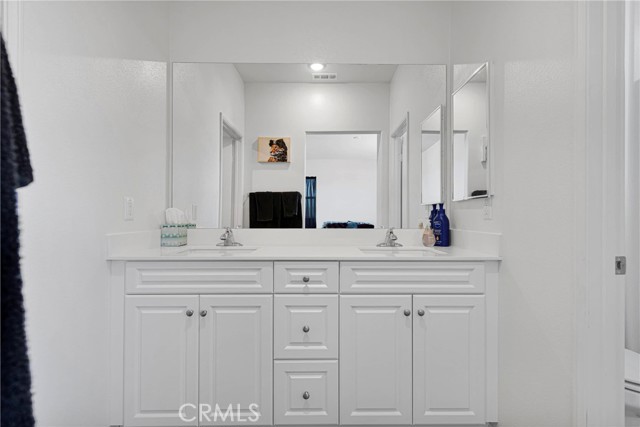 Detail Gallery Image 32 of 36 For 12056 Beverly Glen St, Victorville,  CA 92392 - 3 Beds | 2/1 Baths