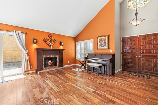 Detail Gallery Image 8 of 53 For 23644 Mesa Ct, Valencia,  CA 91355 - 3 Beds | 3 Baths