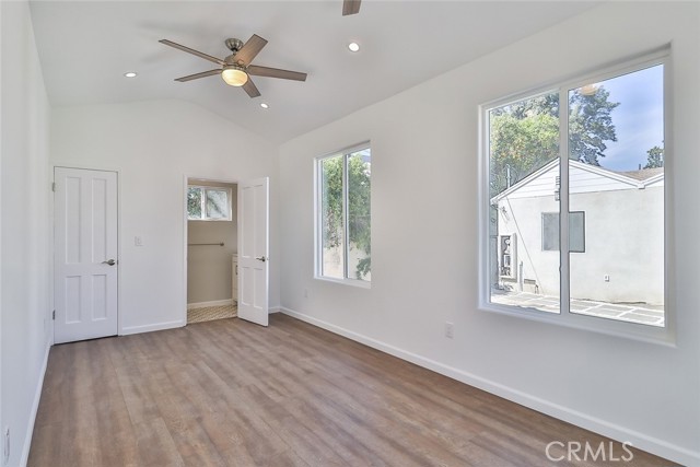 Detail Gallery Image 26 of 29 For 14434 Greenleaf, Sherman Oaks,  CA 91423 - 5 Beds | 3/2 Baths