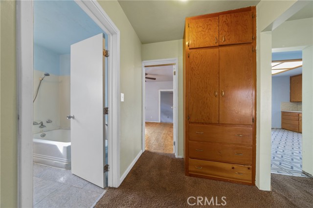 713 Michigan Avenue, Beaumont CA: https://media.crmls.org/medias/8f14d4ae-ec44-4b97-bf8e-a10bf154bcf6.jpg