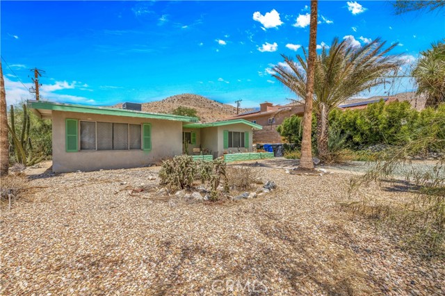 12315 Avenida Alta Loma, Desert Hot Springs CA: https://media.crmls.org/medias/8f154db0-6f89-4873-861d-ddbb7aef373f.jpg
