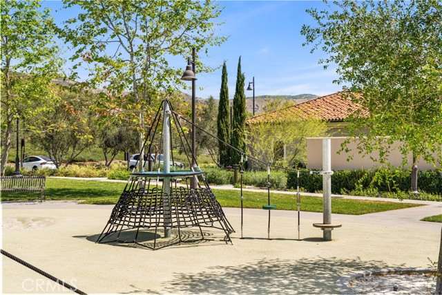 Detail Gallery Image 69 of 75 For 111 Donati, Irvine,  CA 92602 - 4 Beds | 3 Baths