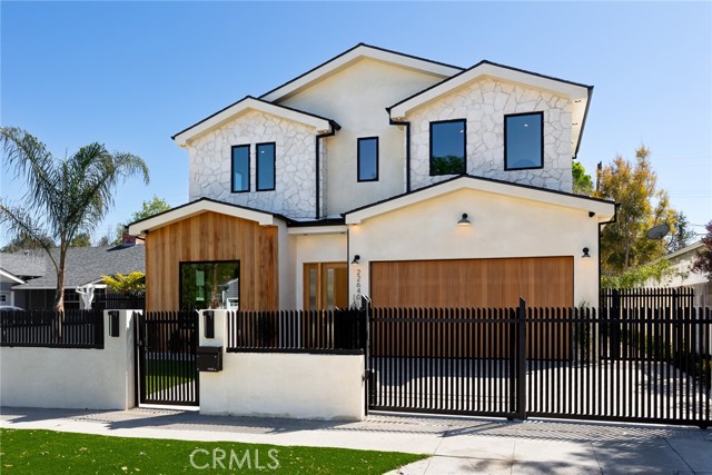 22640 Clarendon Street, Woodland Hills CA: https://media.crmls.org/medias/8f176616-1c13-4c48-bef4-cd4b89d2febd.jpg