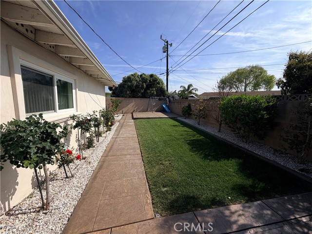 Detail Gallery Image 29 of 38 For 1720 Elsinore Cir, Oxnard,  CA 93035 - 3 Beds | 2 Baths