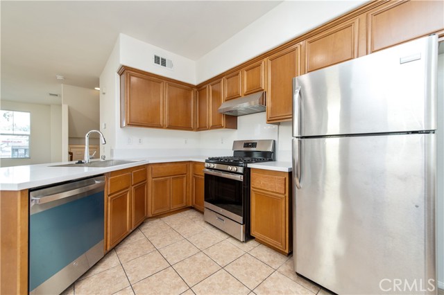 Detail Gallery Image 16 of 35 For 1577 Ledgestone, Pomona,  CA 91767 - 3 Beds | 3 Baths