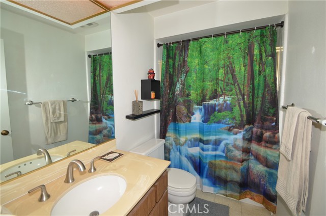 2nd Bathroom