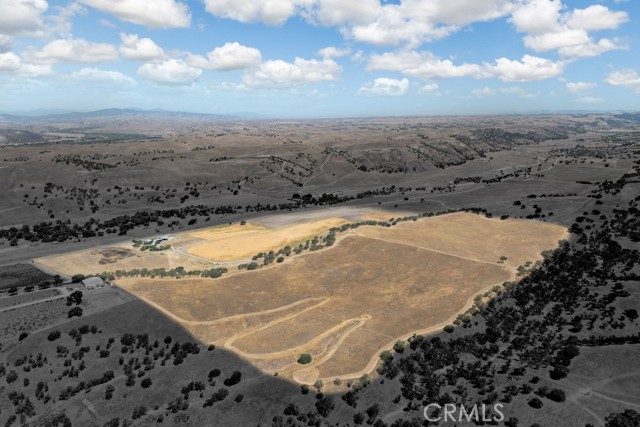 75429 Indian Valley Road, San Miguel CA: https://media.crmls.org/medias/8f18aa63-eedd-4a6e-942f-a032c021bba4.jpg
