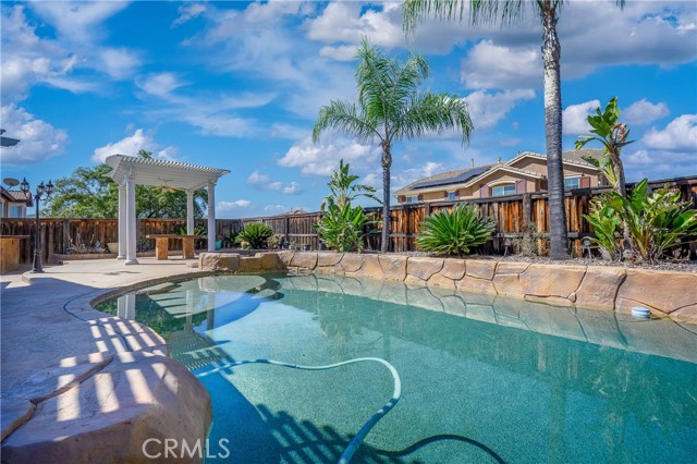 Detail Gallery Image 23 of 32 For 41048 Sunsprite St, Lake Elsinore,  CA 92532 - 4 Beds | 2/1 Baths