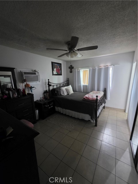 602 E Wilhelmina Street, Anaheim CA: https://media.crmls.org/medias/8f19d921-55be-4b67-a854-d9ebc26b72a5.jpg