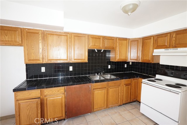 Detail Gallery Image 26 of 26 For 1108 Monterey St #B,  Bakersfield,  CA 93305 - 2 Beds | 1 Baths