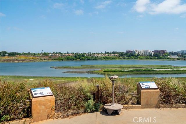 Detail Gallery Image 35 of 37 For 1518 Priscilla Ln, Newport Beach,  CA 92660 - 3 Beds | 3 Baths