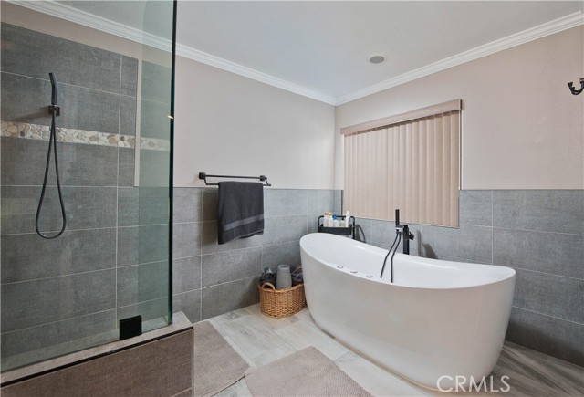 9602 Gierson, Chatsworth CA: https://media.crmls.org/medias/8f1d2b94-abe6-4d66-8d83-6864dba1ff25.jpg