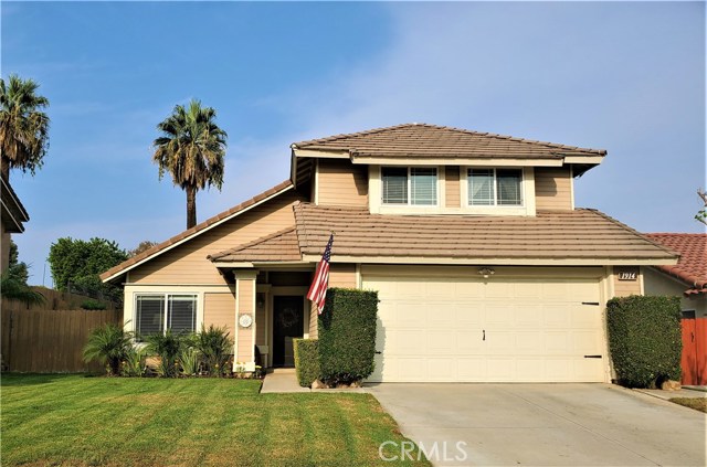 1914 Nutwood Circle, Corona, CA 92881