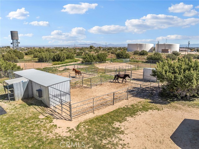 Detail Gallery Image 5 of 50 For 8840 Smoke Tree Rd, Phelan,  CA 92371 - 4 Beds | 3 Baths