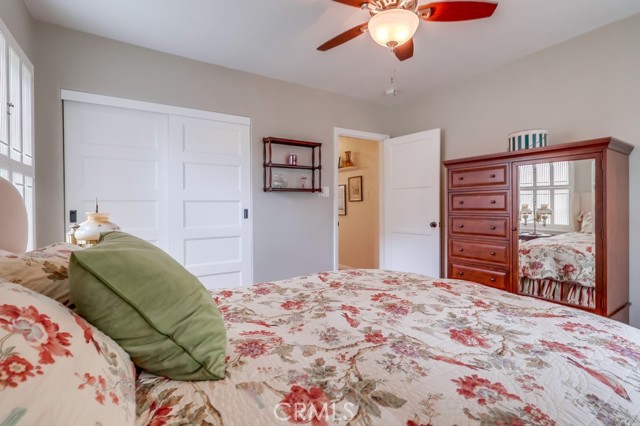 3952 Gaviota Avenue, Long Beach CA: https://media.crmls.org/medias/8f1f2a09-e5ef-499d-9698-cca417dab641.jpg