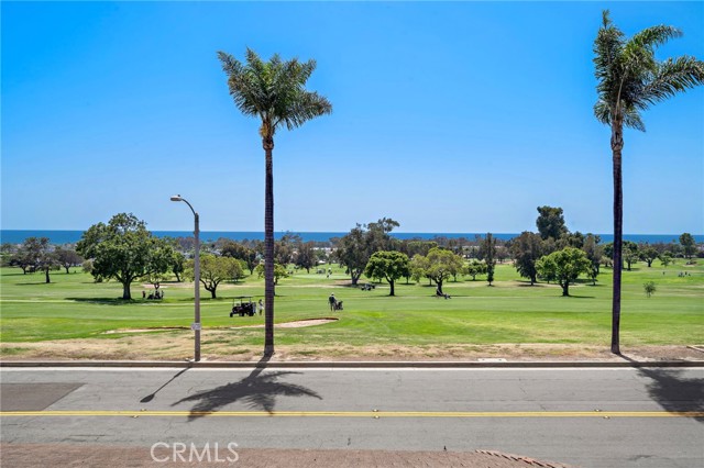 318 Avenida Santa Margarita, San Clemente CA: https://media.crmls.org/medias/8f1fcea2-48d9-4e98-b605-02cfa8cf2934.jpg