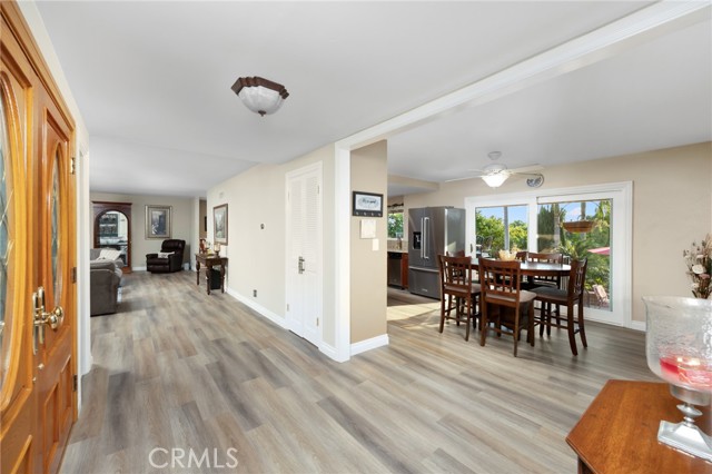 1481 Kensington Drive, Fullerton CA: https://media.crmls.org/medias/8f200435-5b29-429b-a442-e9395b516eb0.jpg