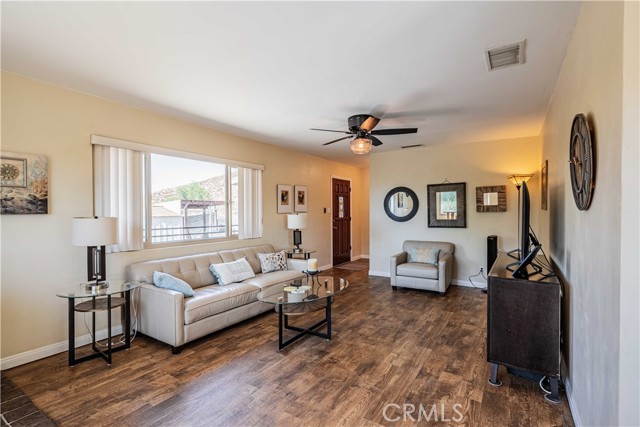 Detail Gallery Image 14 of 56 For 28301 Hampshire Dr, Menifee,  CA 92587 - 3 Beds | 1 Baths