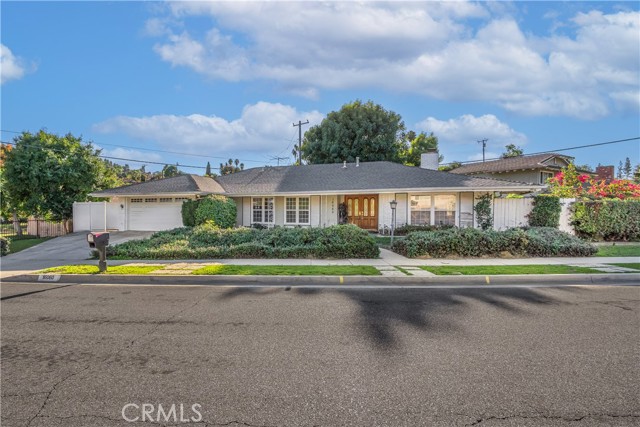 Detail Gallery Image 1 of 28 For 16060 Villa Flores Dr, Hacienda Heights,  CA 91745 - 4 Beds | 2 Baths
