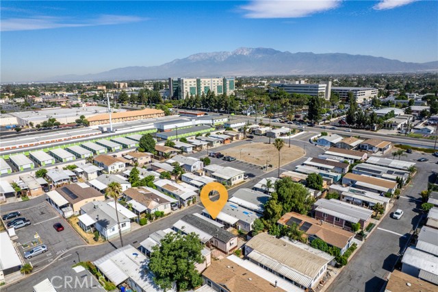 17225 Valley Boulevard, Fontana CA: https://media.crmls.org/medias/8f20829e-14a3-475d-ab26-1da051459701.jpg