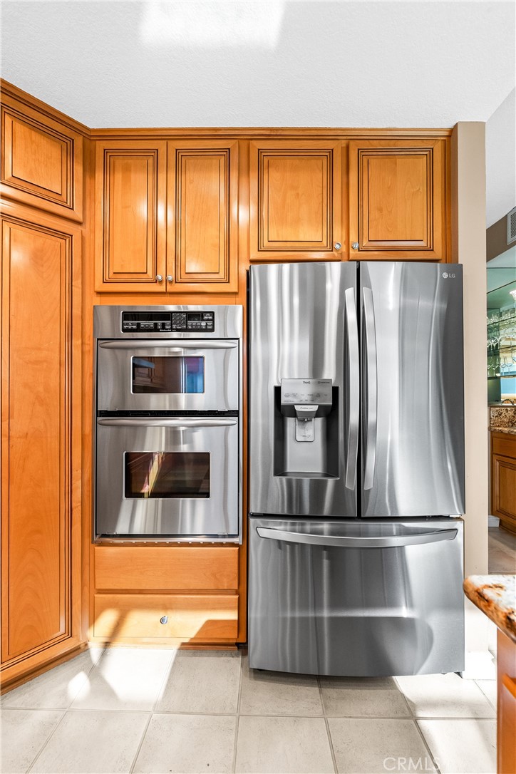 MLS #OC25270158 image #19