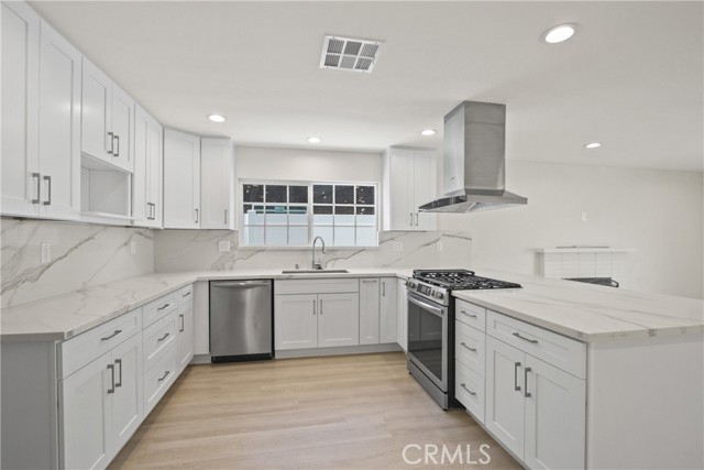 18543 Adivino Street, Rowland Heights CA: https://media.crmls.org/medias/8f21c09d-1844-462c-bcd6-ba277ed47eee.jpg