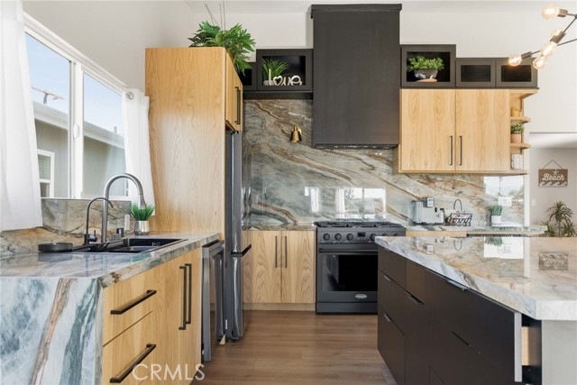 Detail Gallery Image 5 of 39 For 34402 via San Juan #B,  Dana Point,  CA 92624 - 2 Beds | 2 Baths