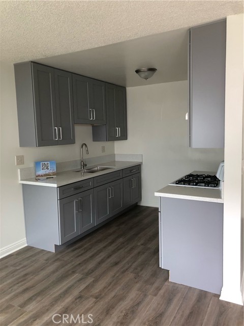 Detail Gallery Image 3 of 7 For 914 W Pine, Upland,  CA 91786 - 2 Beds | 1/1 Baths
