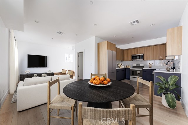 Detail Gallery Image 2 of 27 For 13461 Beach Ave #C,  Marina Del Rey,  CA 90292 - 5 Beds | 5/1 Baths