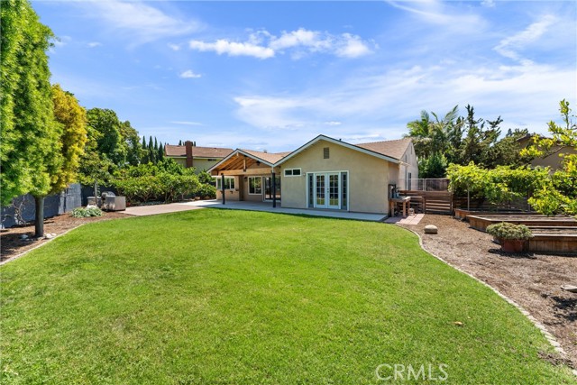 201 W Harvey Avenue, Santa Ana CA: https://media.crmls.org/medias/8f238328-fb45-4a25-8eed-4c345dfc24d6.jpg