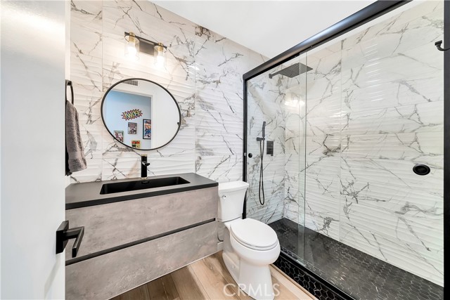 Detail Gallery Image 22 of 44 For 2809 Olive Ln, Santa Ana,  CA 92706 - 4 Beds | 2 Baths