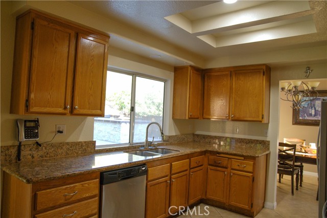 Detail Gallery Image 5 of 20 For 36537 Copper Ln, Palmdale,  CA 93550 - 4 Beds | 3 Baths