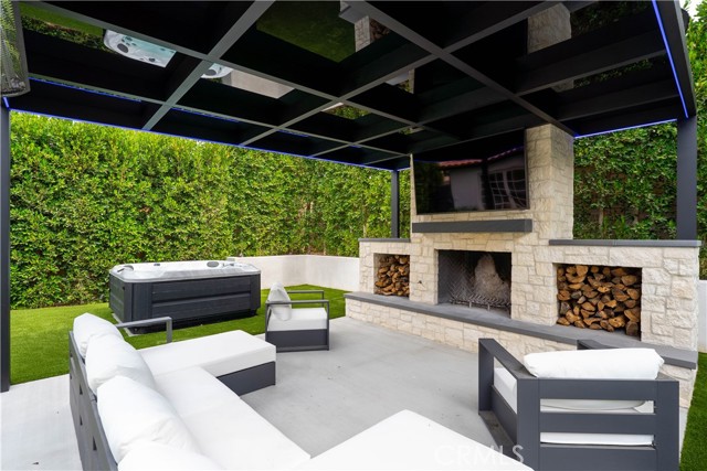 Detail Gallery Image 22 of 45 For 506 Savona Way, Oak Park,  CA 91377 - 3 Beds | 2/1 Baths