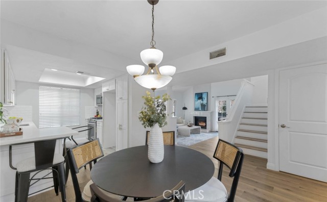 Detail Gallery Image 7 of 30 For 1202 Monte Sereno Dr, Thousand Oaks,  CA 91360 - 2 Beds | 2/1 Baths