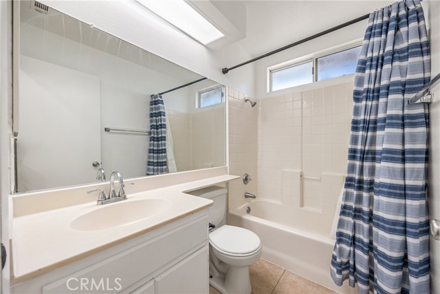 Detail Gallery Image 12 of 37 For 8541 Dove Creek, Hesperia,  CA 92344 - 4 Beds | 3 Baths