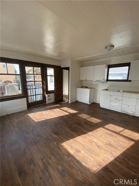 157 153-155 S Laurel Street, Ventura CA: https://media.crmls.org/medias/8f2b0c4c-bfd9-4764-816c-0a055fdec6d2.jpg
