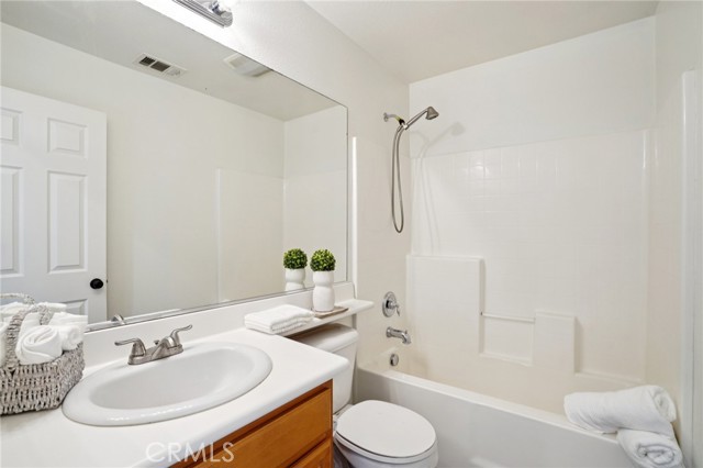 Detail Gallery Image 24 of 48 For 37248 Camden Dr, Indio,  CA 92203 - 4 Beds | 3 Baths