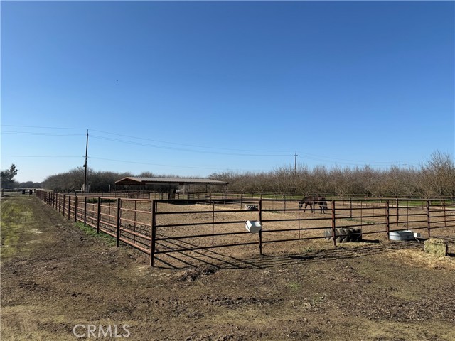 Detail Gallery Image 61 of 65 For 25565 Road 13, Chowchilla,  CA 93610 - 4 Beds | 3 Baths