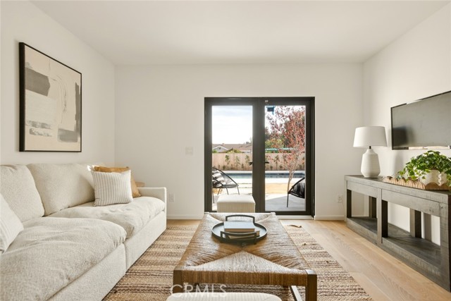 Detail Gallery Image 16 of 37 For 6652 Hough St, Los Angeles,  CA 90042 - 3 Beds | 3 Baths