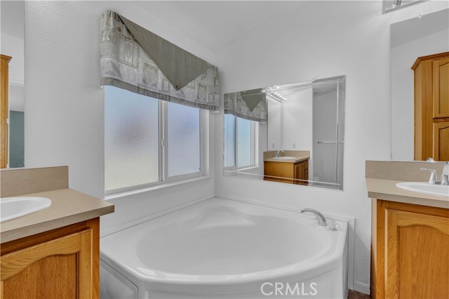 Detail Gallery Image 34 of 44 For 209 Road Runner Ln, Fountain Valley,  CA 92708 - 3 Beds | 2 Baths