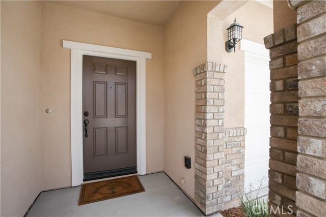 Detail Gallery Image 4 of 32 For 29896 Alisal Ct, Menifee,  CA 92584 - 3 Beds | 2/1 Baths