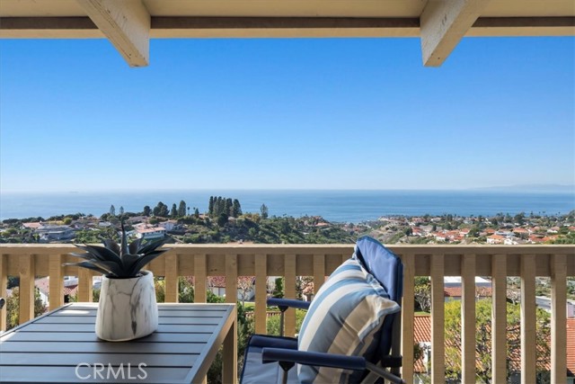 6542 Ocean Crest Drive, Rancho Palos Verdes, California 90275, 2 Bedrooms Bedrooms, ,2 BathroomsBathrooms,Residential,For Sale,Ocean Crest,SB25028382