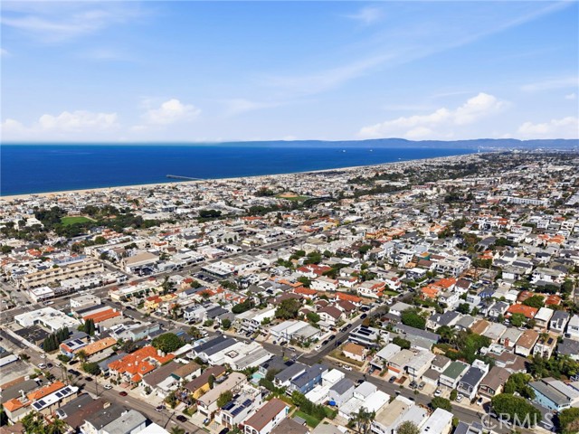 1002 3rd St, Hermosa Beach, California 90254, 4 Bedrooms Bedrooms, ,2 BathroomsBathrooms,Residential,For Sale,3rd St,SB26070138