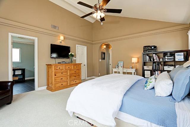 710 Irena Avenue, Redondo Beach, California 90277, 3 Bedrooms Bedrooms, ,2 BathroomsBathrooms,Residential,Sold,Irena,SB15148853