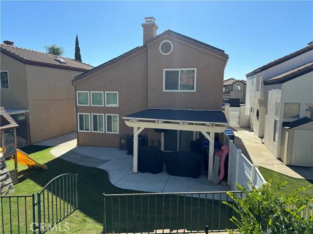 Detail Gallery Image 5 of 6 For 29480 Clear View Ln, Highland,  CA 92346 - 4 Beds | 2/1 Baths