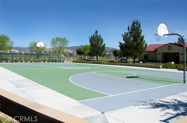 Detail Gallery Image 45 of 58 For 28771 Calle De La Paz, Valencia,  CA 91354 - 3 Beds | 2/1 Baths