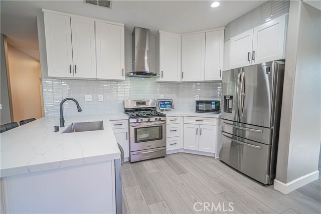 Detail Gallery Image 16 of 46 For 30401 Servilla, Castaic,  CA 91384 - 5 Beds | 3 Baths